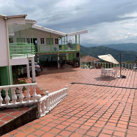 Villa Nina Manizales Luaran gambar