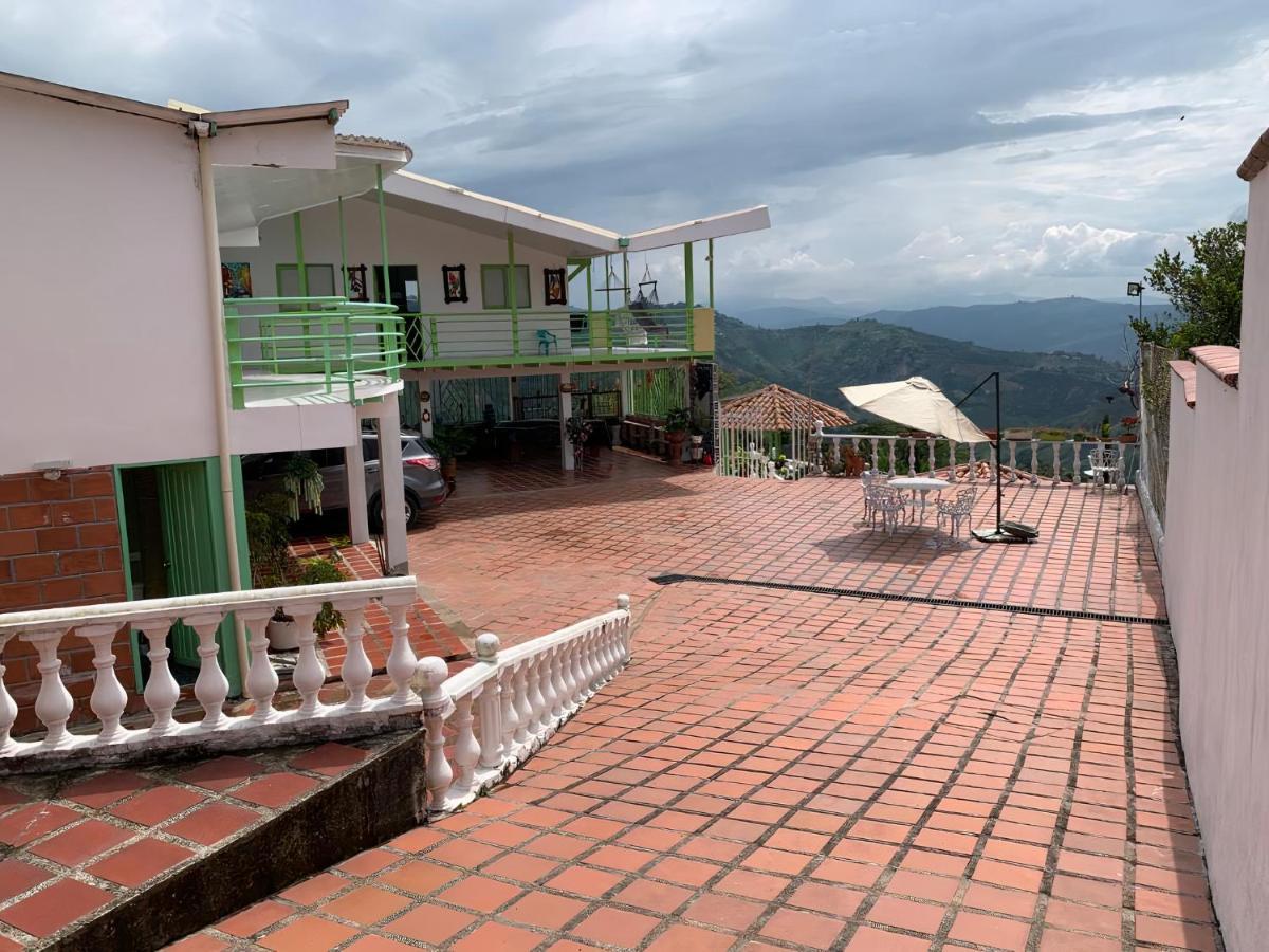 Villa Nina Manizales Luaran gambar